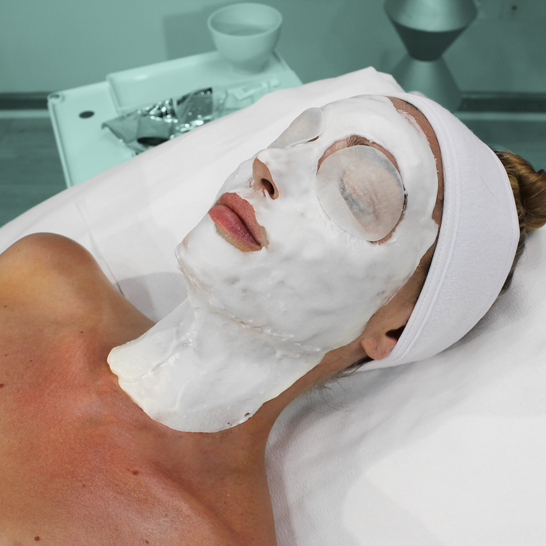 Hydra Dew Pure™ Moisturizing Lift Facial (ON SALE)